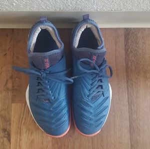 Tennis shoes YONEX